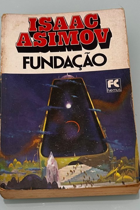 Capa de Foundation